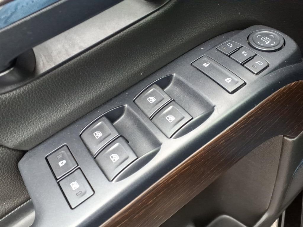 Used 2017 GMC Sierra 1500 Denali w/ Denali Ultimate Package image 17