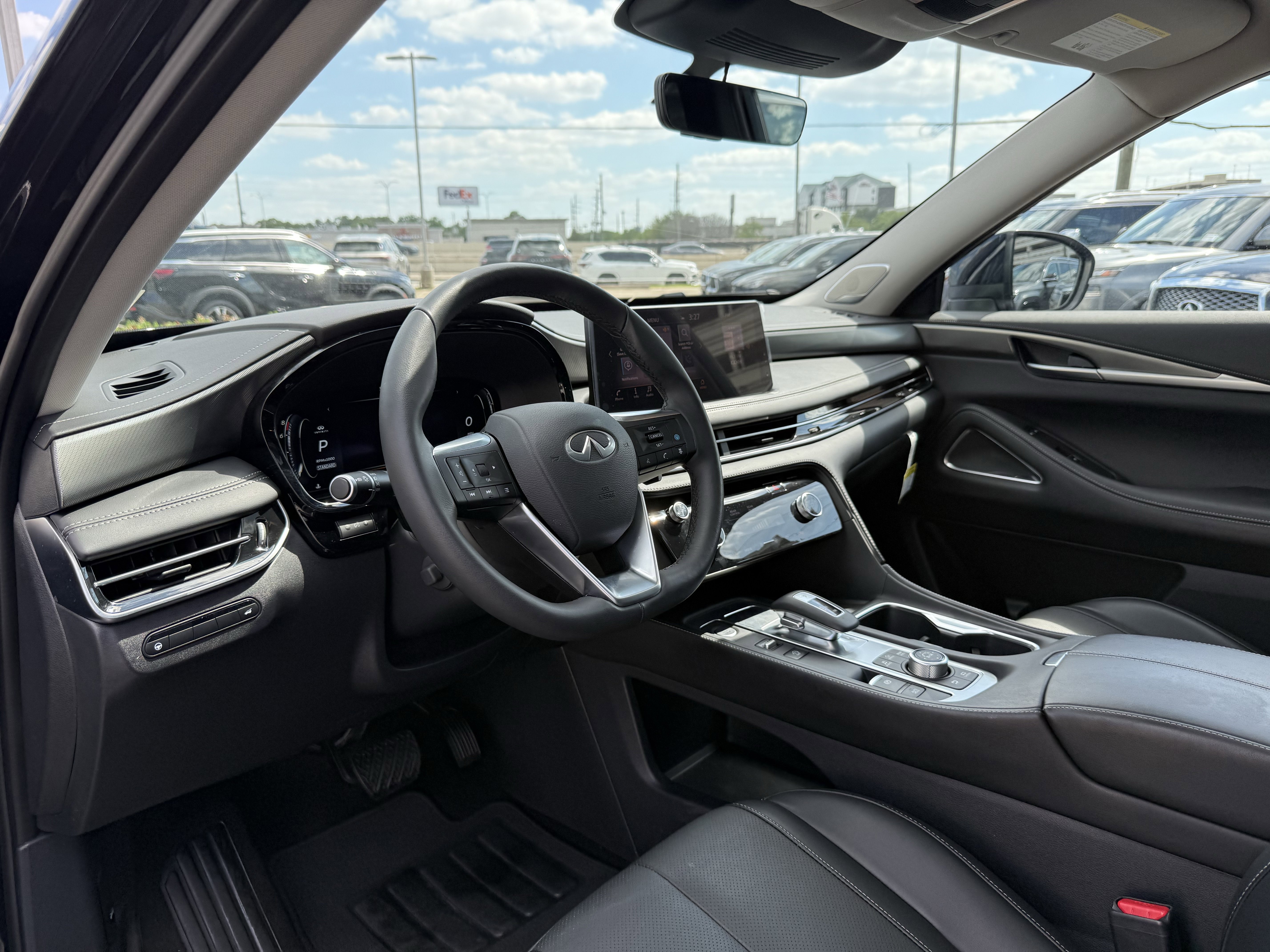Certified 2025 INFINITI QX60 Luxe image 13