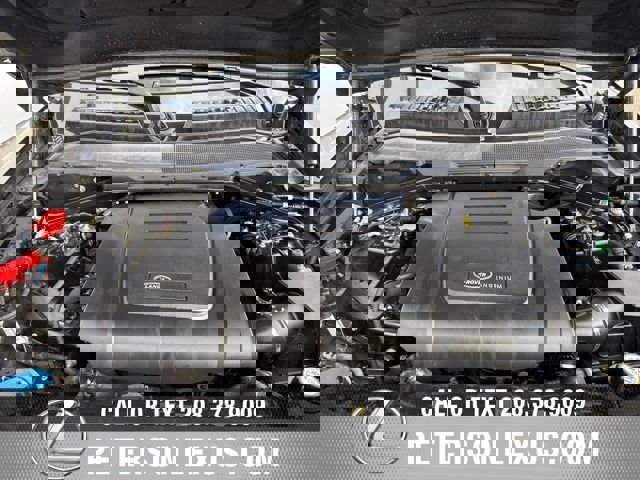 Used 2023 Land Rover Defender 110 S image 9