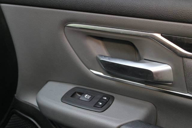 Used 2019 RAM 1500 Big Horn AWD/4WD image 9