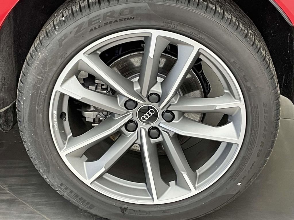 New 2025 Audi Q3 2.0T Premium image 12