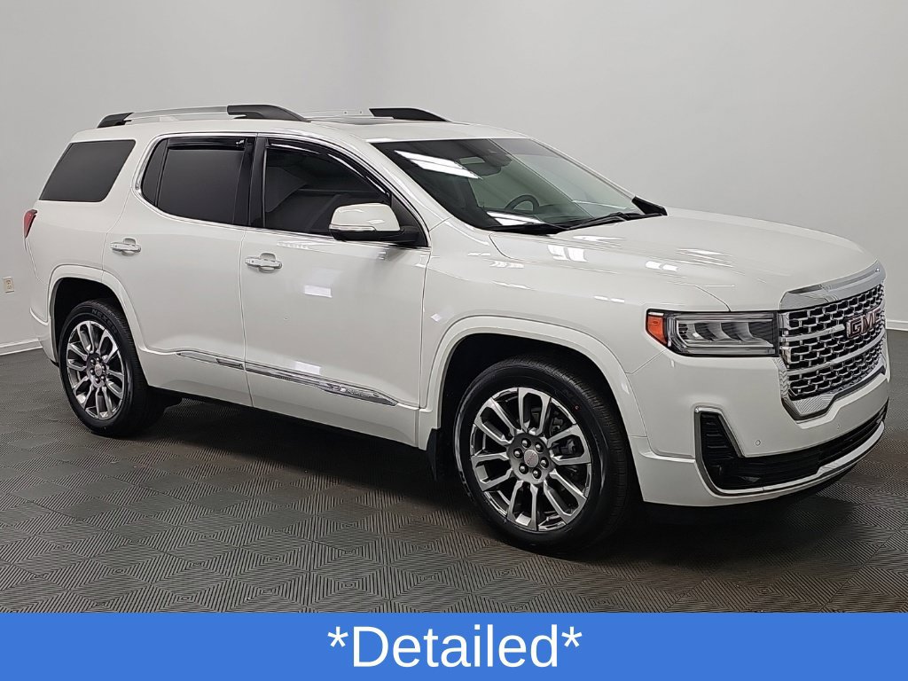 Used 2023 GMC Acadia Denali w/ Denali Ultimate Package AWD/4WD image 2