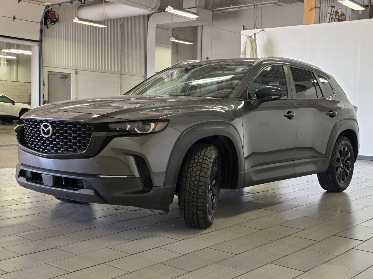 Used 2024 MAZDA CX-50 AWD 2.5 S w/ Preferred Package image 11