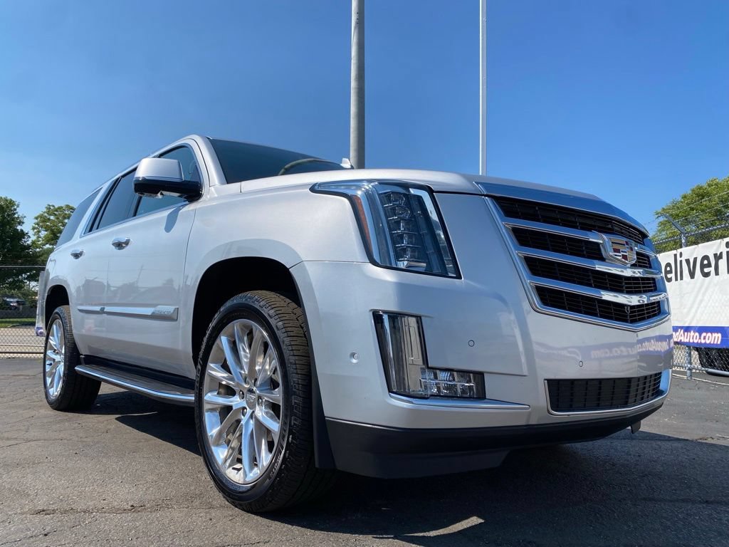 Used 2020 Cadillac Escalade Luxury AWD/4WD image 37