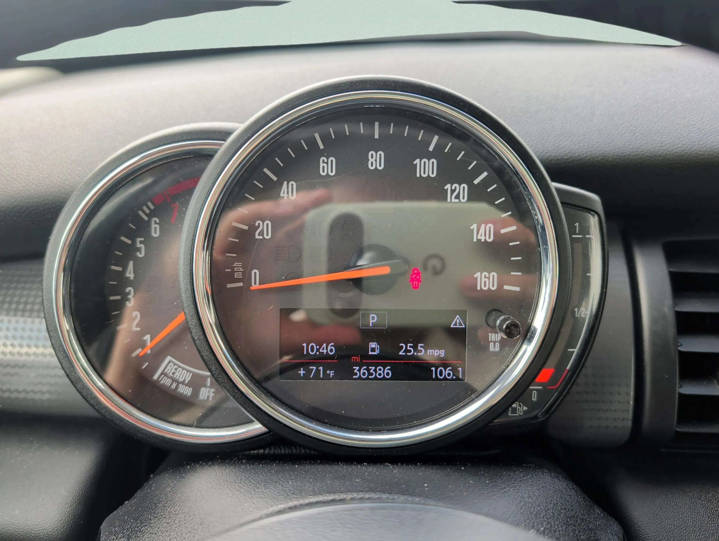 Used 2019 MINI Cooper 2-Door Hardtop FWD image 16