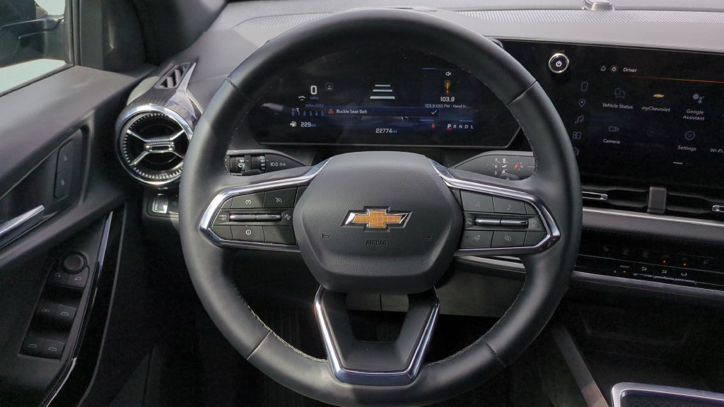 Used 2026 Chevrolet Equinox LT FWD image 15