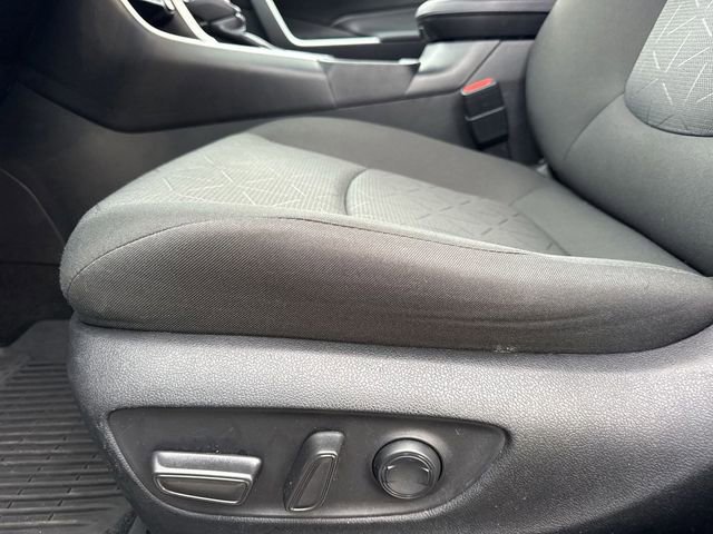 Used 2021 Toyota RAV4 XLE image 13