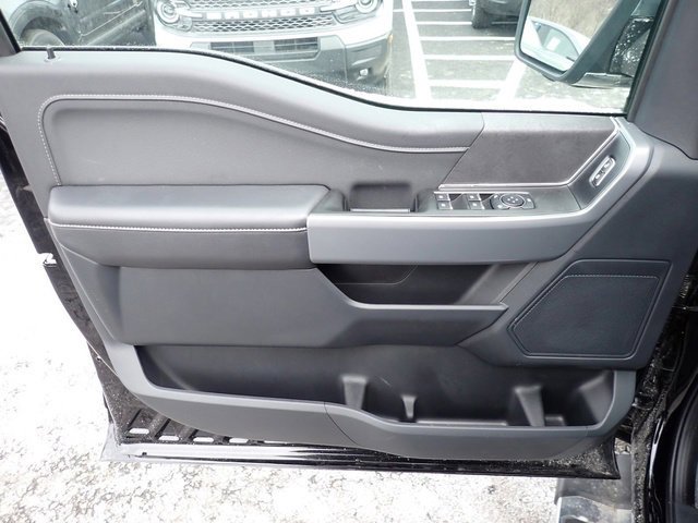 Used 2025 Ford F150 XLT w/ Equipment Group 302A MID image 21