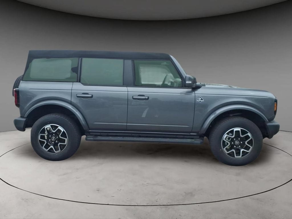 New 2024 Ford Bronco Outer Banks AWD/4WD image 9