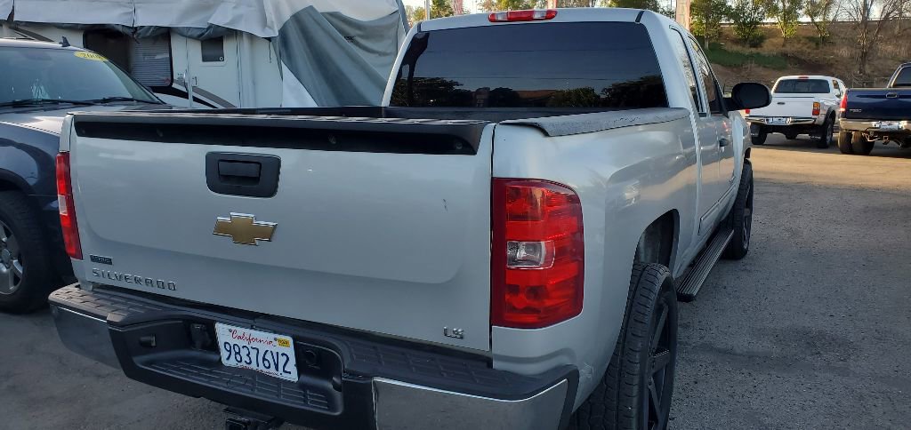 Used 2011 Chevrolet Silverado 1500 LS AWD/4WD image 16