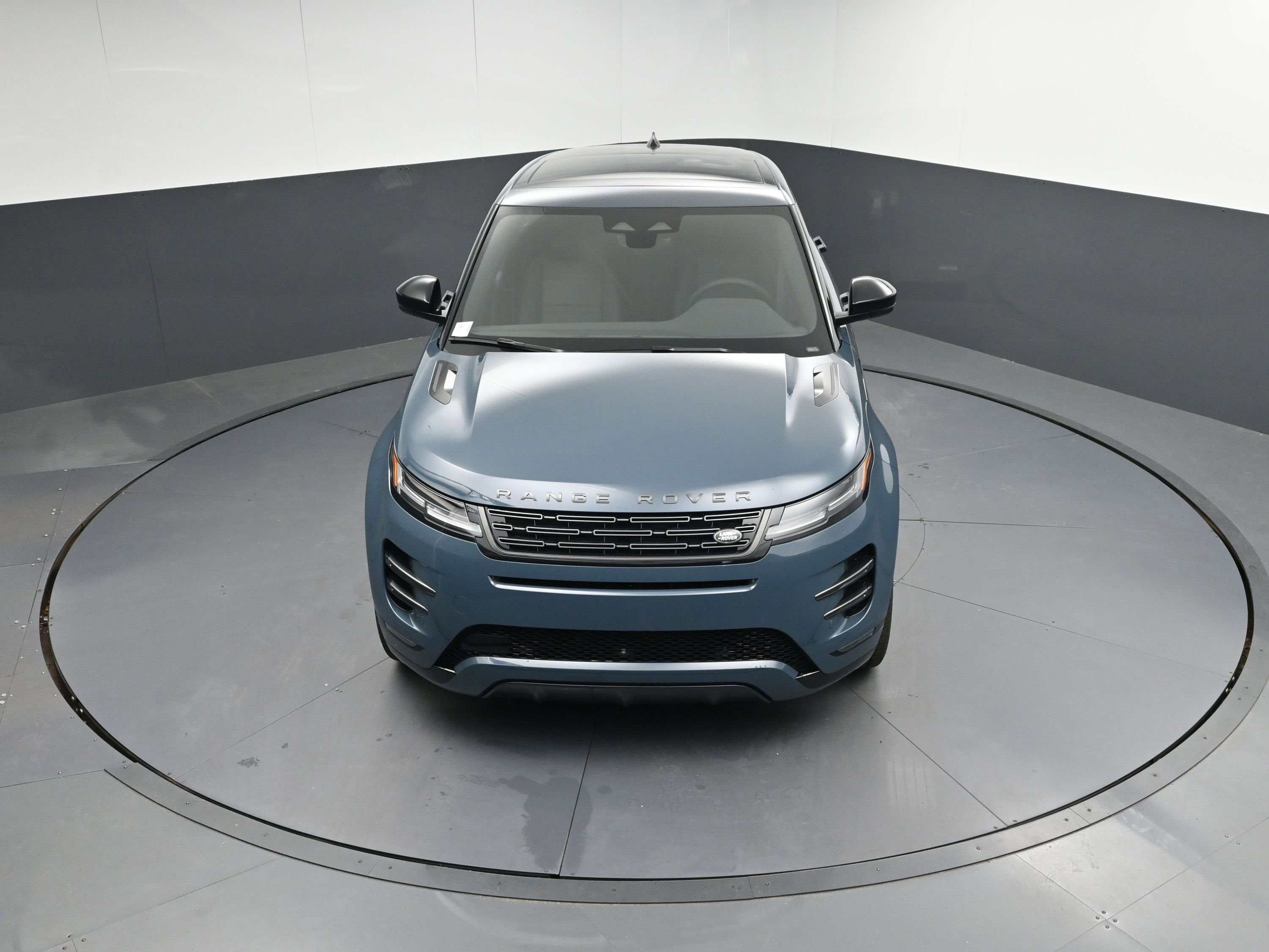 New 2026 Land Rover Range Rover Evoque Dynamic SE image 37