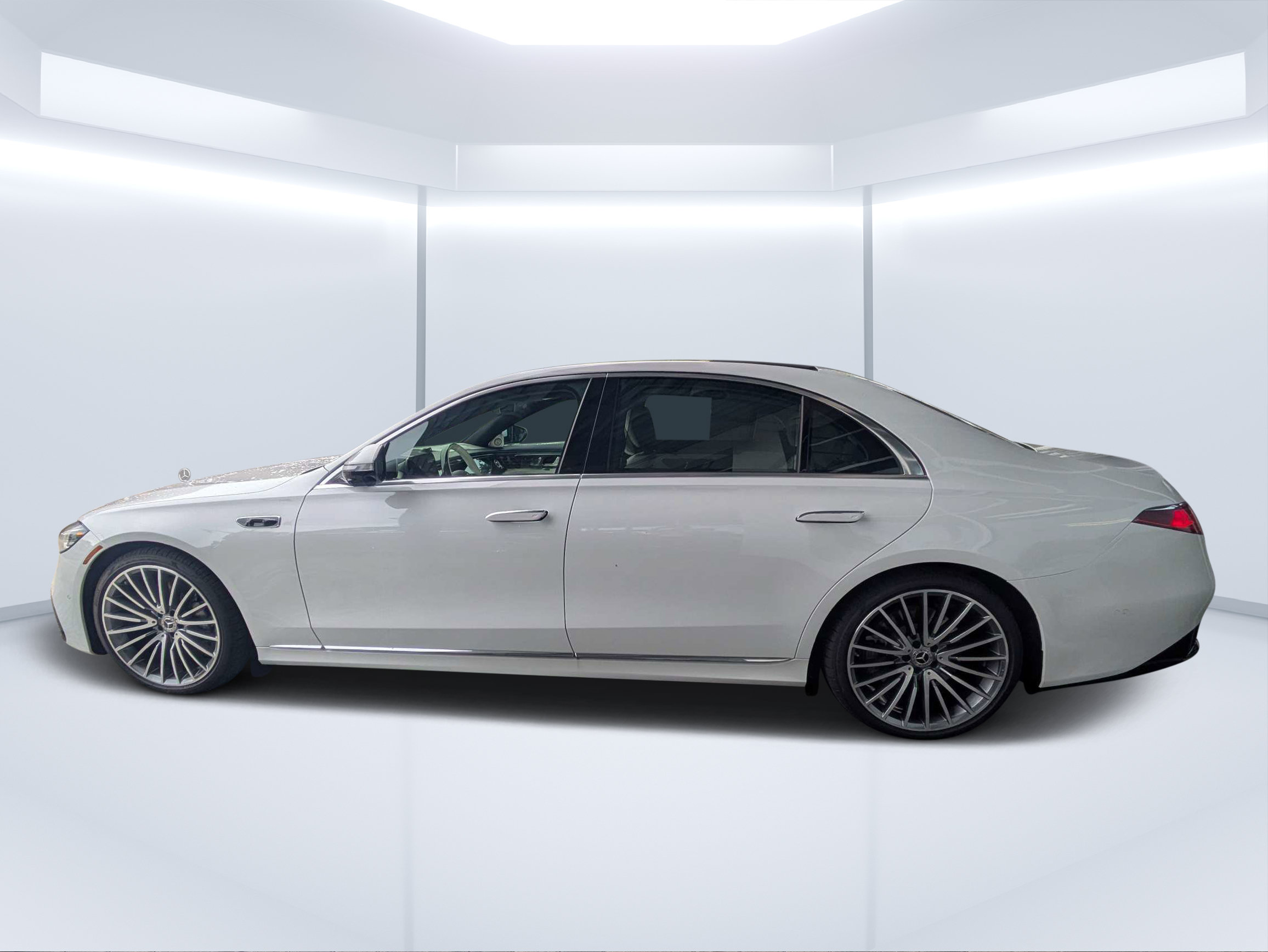 New 2027 Mercedes-Benz S 580 4MATIC Sedan image 5