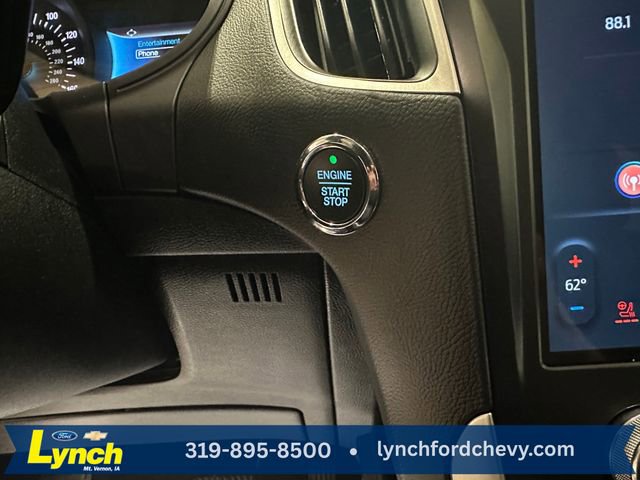 Certified 2024 Ford Edge SEL w/ Convenience Package AWD/4WD image 16