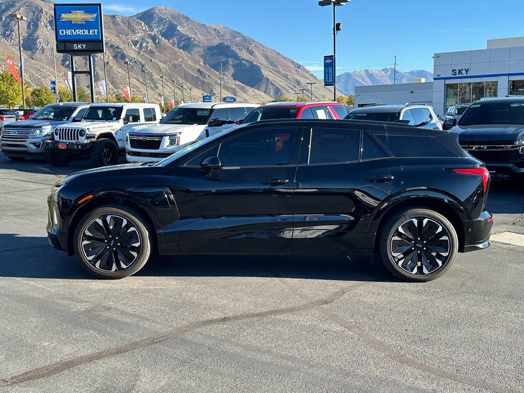 Used 2025 Chevrolet Blazer EV RS w/ Super Cruise Package AWD/4WD image 17