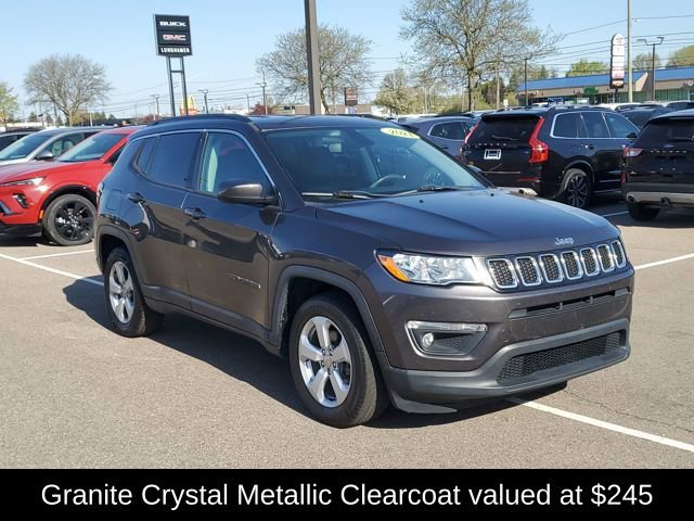Used 2021 Jeep Compass Latitude FWD image 3