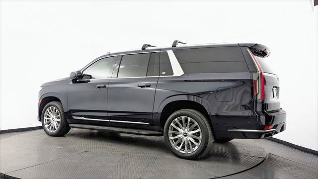 Used 2022 Cadillac Escalade ESV Premium Luxury AWD/4WD image 6