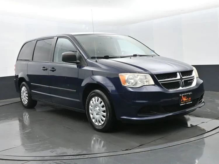 Used 2012 Dodge Grand Caravan American Value Package FWD image 2