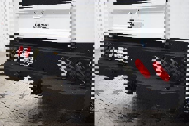 Used 2023 GMC Sierra 2500 Pro w/ Convenience Package image 14