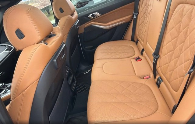 Used 2023 BMW X5 xDrive40i w/ Premium Package image 3