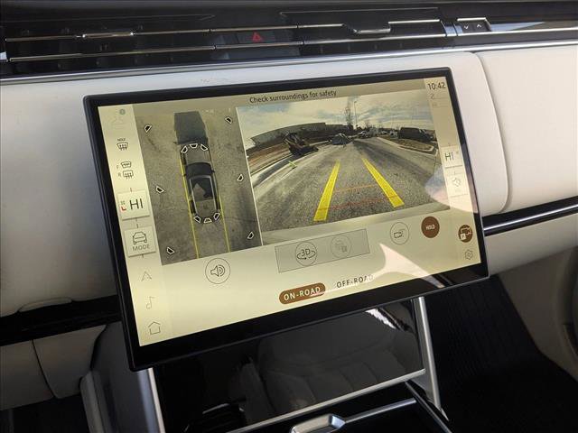 New 2026 Land Rover Range Rover Long Wheelbase SE image 13