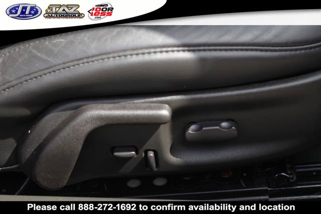 Used 2013 Chevrolet Corvette Convertible w/ 3LT Preferred Equipment Group RWD image 18