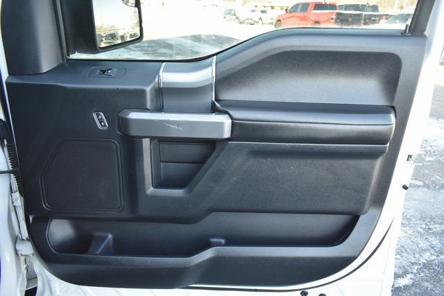 Used 2017 Ford F150 XLT w/ Equipment Group 302A Luxury image 43