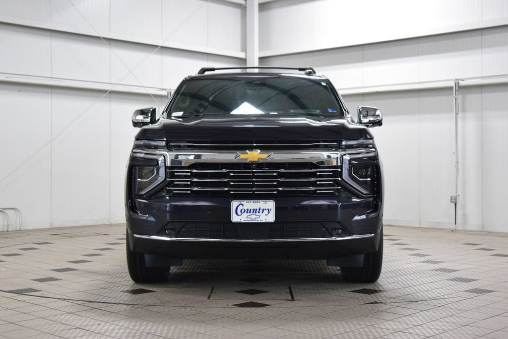 New 2026 Chevrolet Suburban Premier AWD/4WD image 2