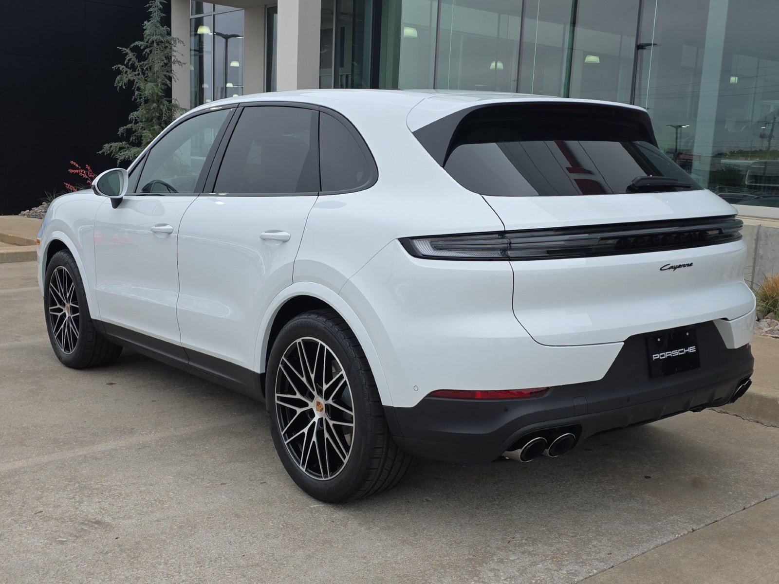 New 2026 Porsche Cayenne AWD/4WD image 3