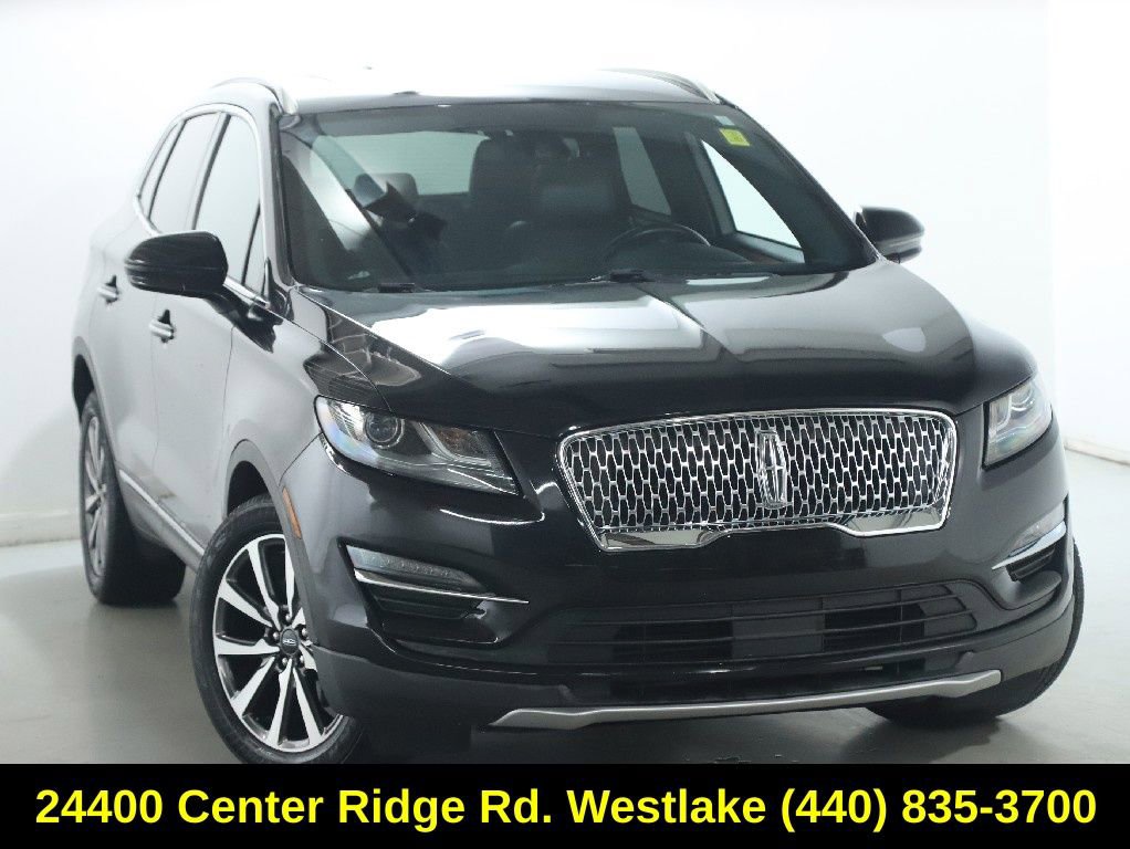 Used 2019 Lincoln MKC Reserve w/ MKC Climate Package FWD image 2