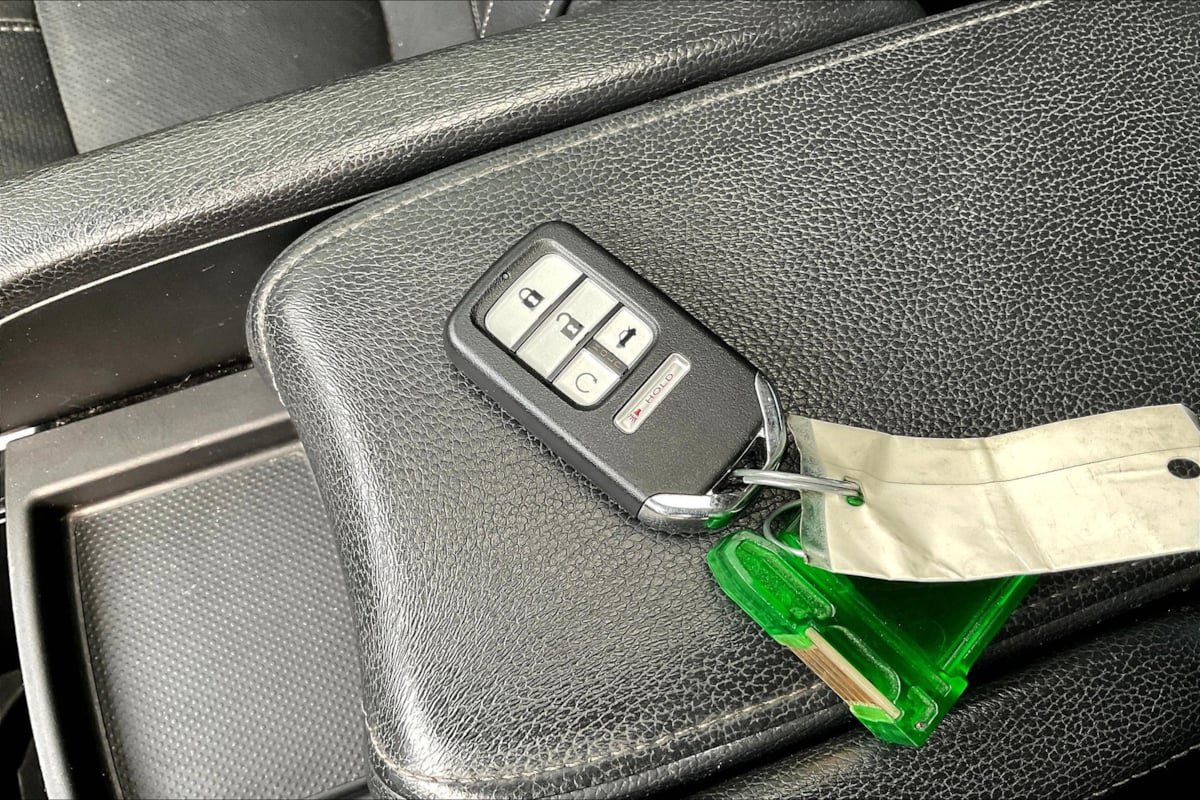 Used 2018 Honda Civic EX-L image 11