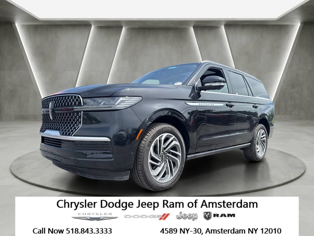 Used 2025 Lincoln Navigator Reserve AWD/4WD image 1