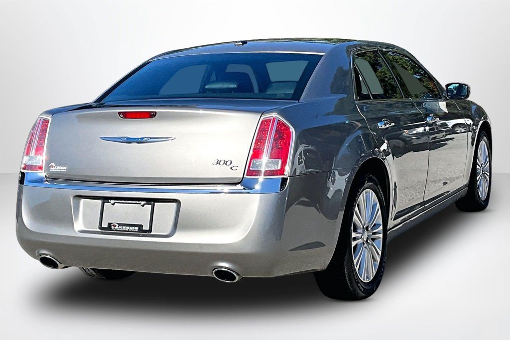 Used 2014 Chrysler 300 C w/ Beats Audio Group AWD/4WD image 5