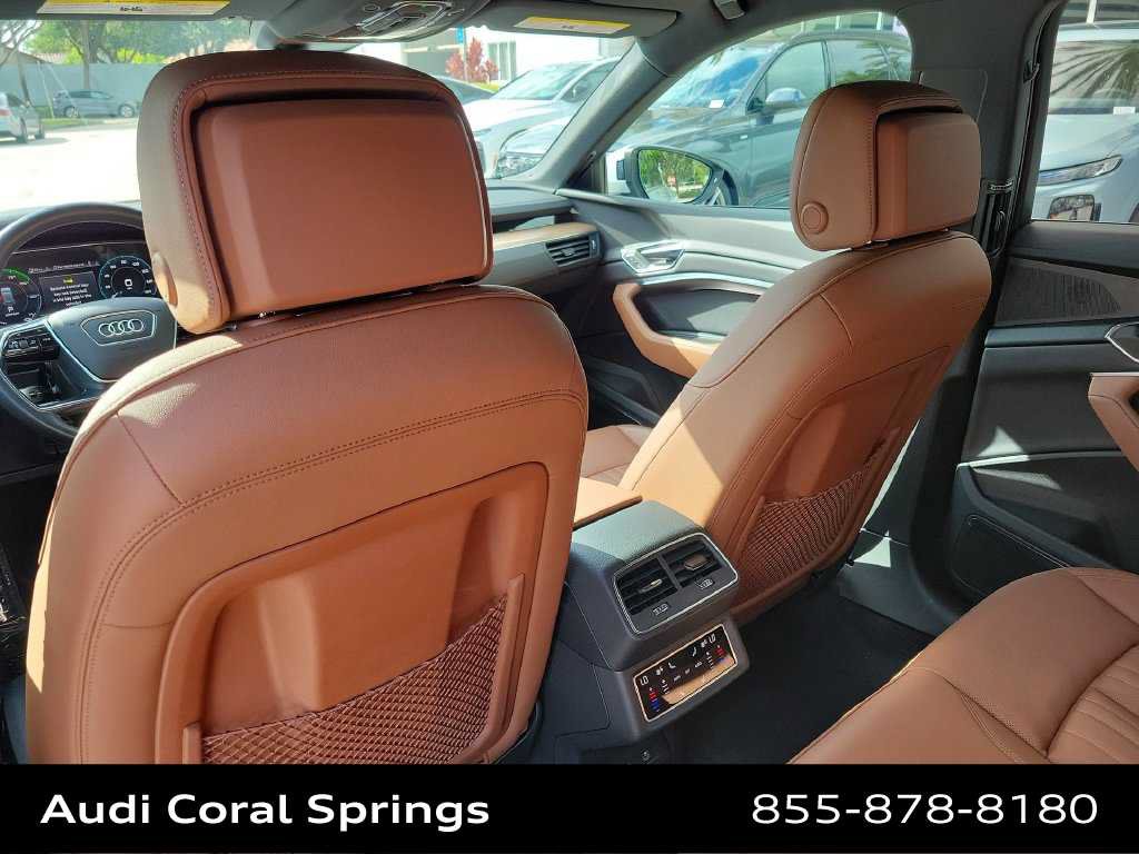 Certified 2024 Audi Q8 e-tron Premium Plus AWD/4WD image 20