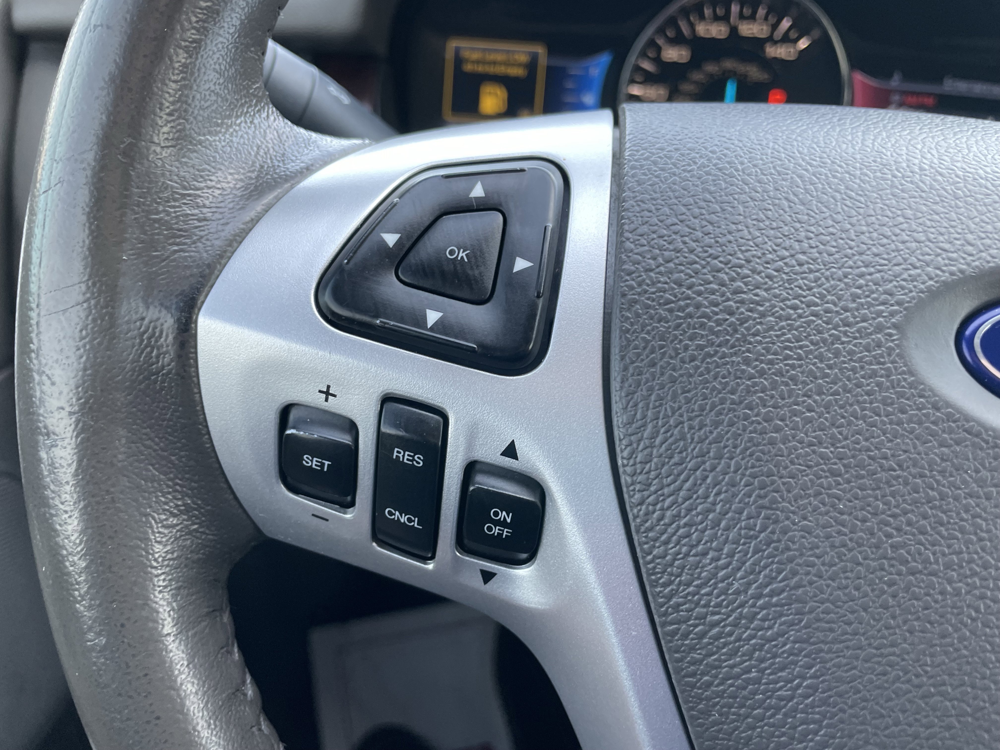 Used 2013 Ford Edge Limited AWD/4WD image 16