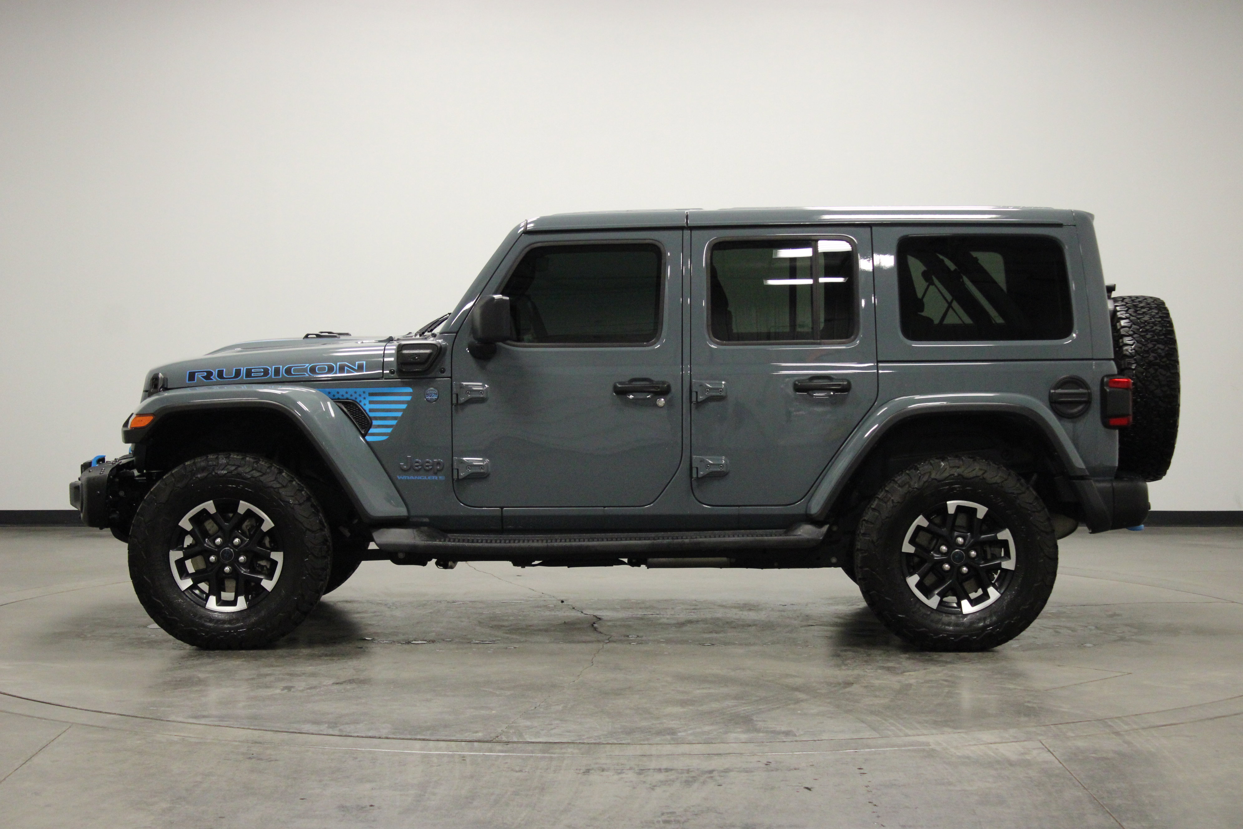 Used 2024 Jeep Wrangler Unlimited Rubicon 4xe image 5
