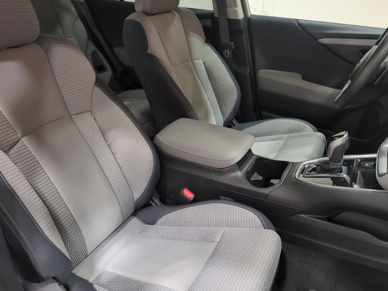 Certified 2025 Subaru Outback Premium AWD/4WD image 10
