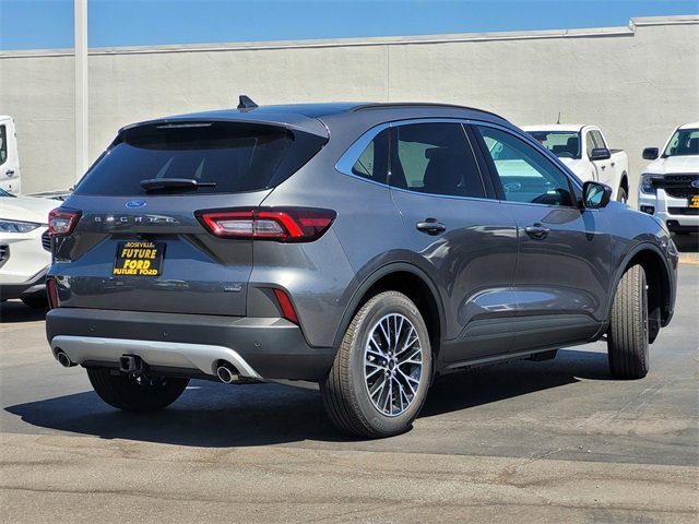 New 2025 Ford Escape SE w/ PHEV Premium Package image 4