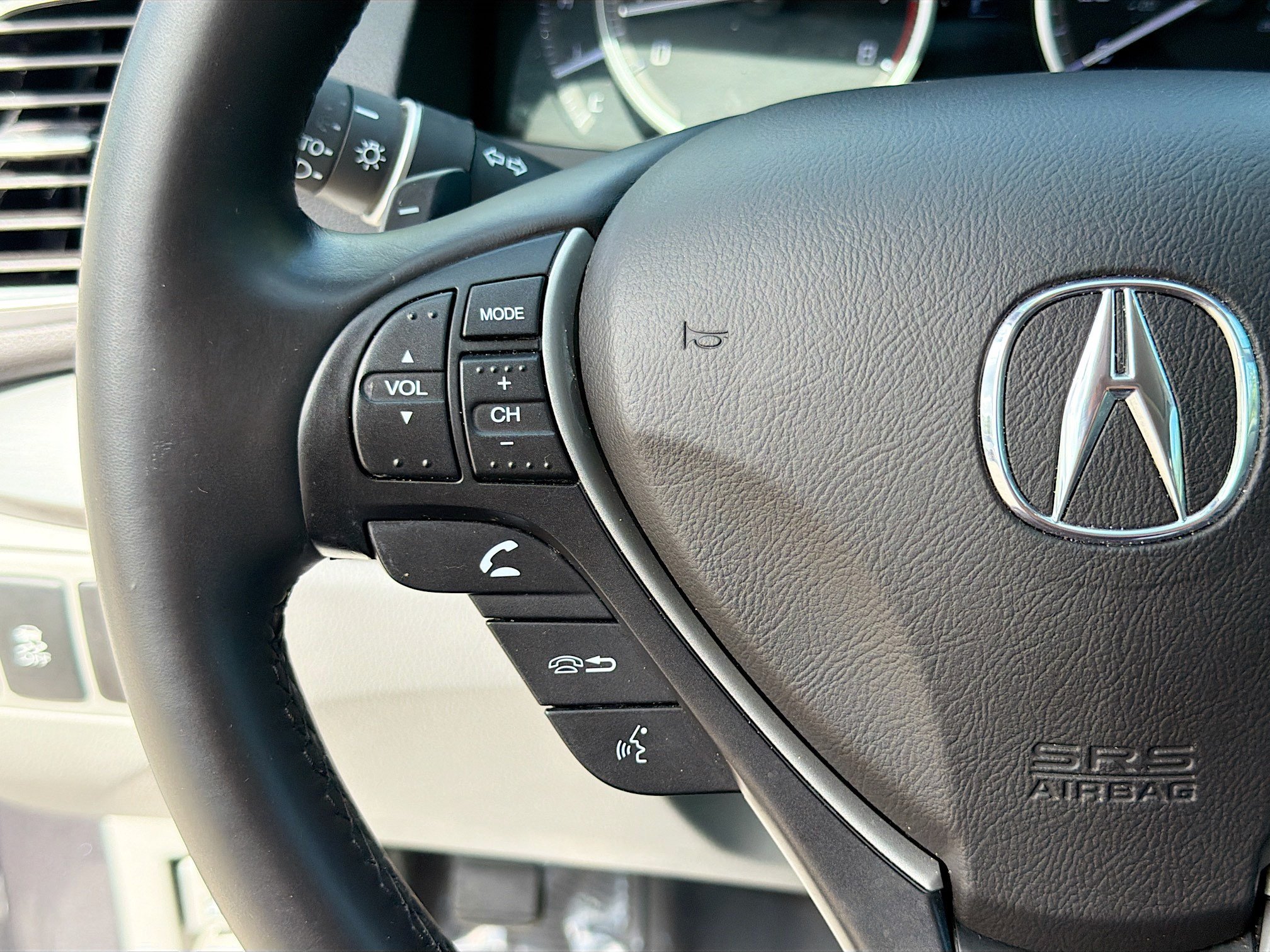 Used 2018 Acura RDX AWD w/ Technology Package image 36