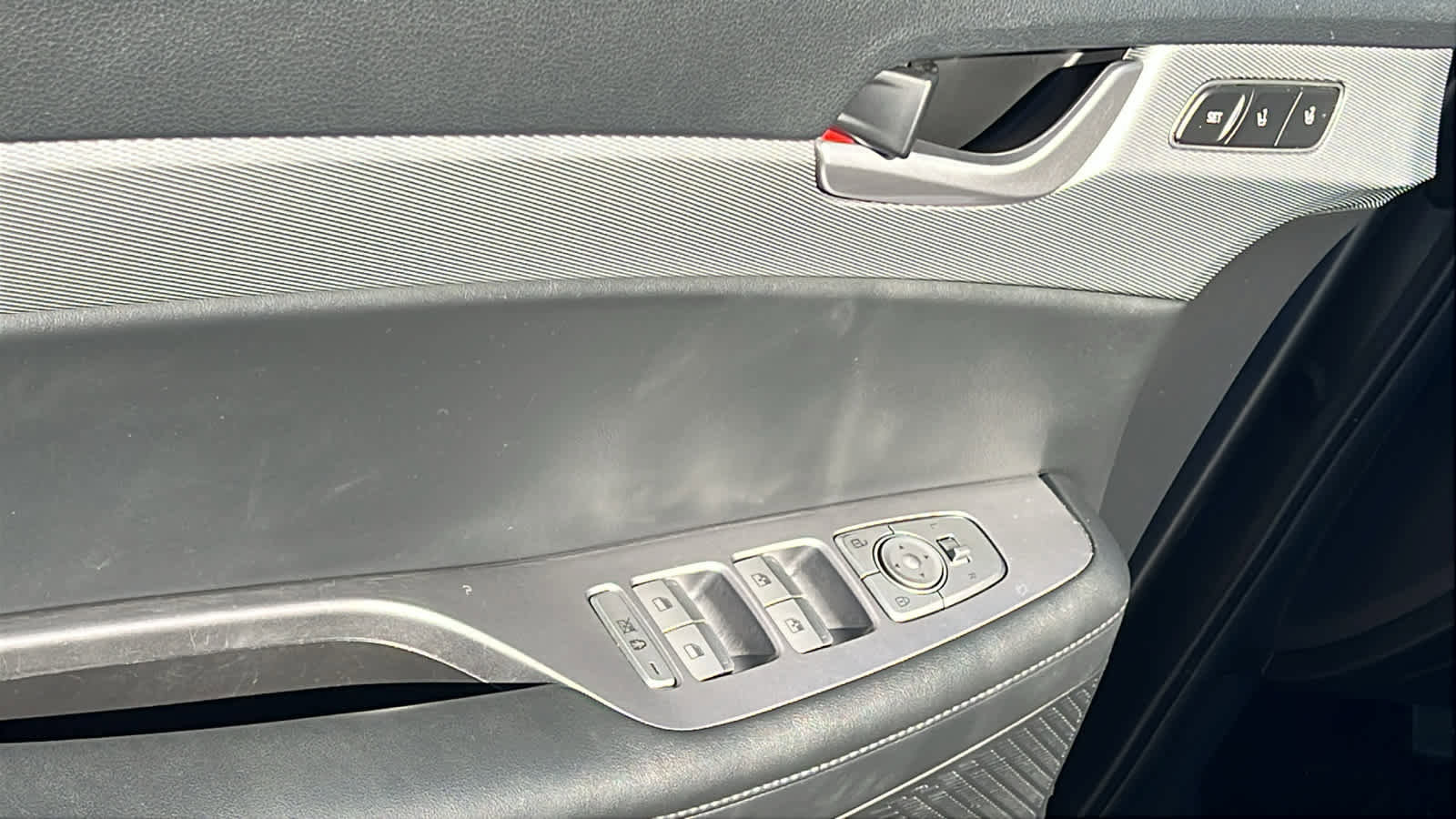 Used 2022 Hyundai Palisade SEL w/ Premium Package image 21