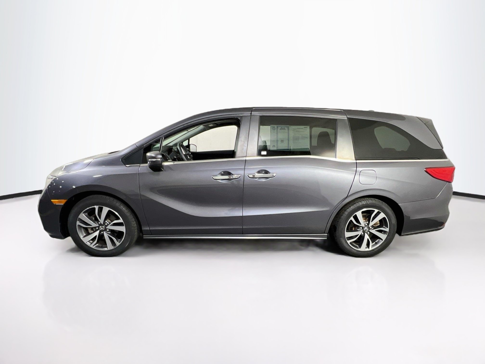 Used 2023 Honda Odyssey Touring image 8