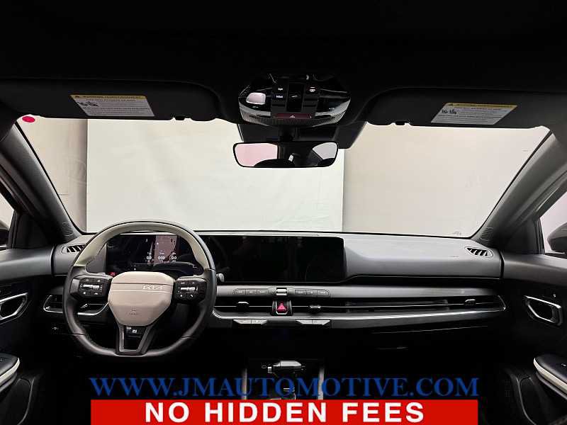 Used 2025 Kia K4 GT-Line w/ GT-Line Sunroof Package FWD image 12