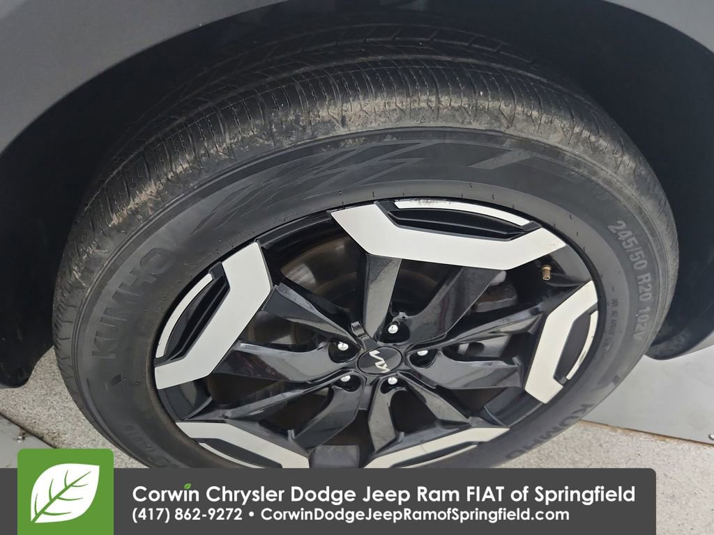 Used 2025 Kia Telluride S FWD image 36