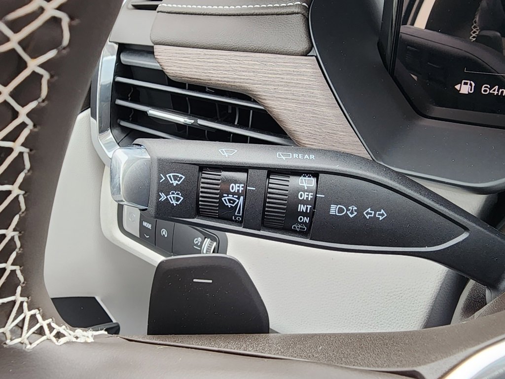 New 2026 GMC Acadia Denali w/ Super Cruise Package image 23