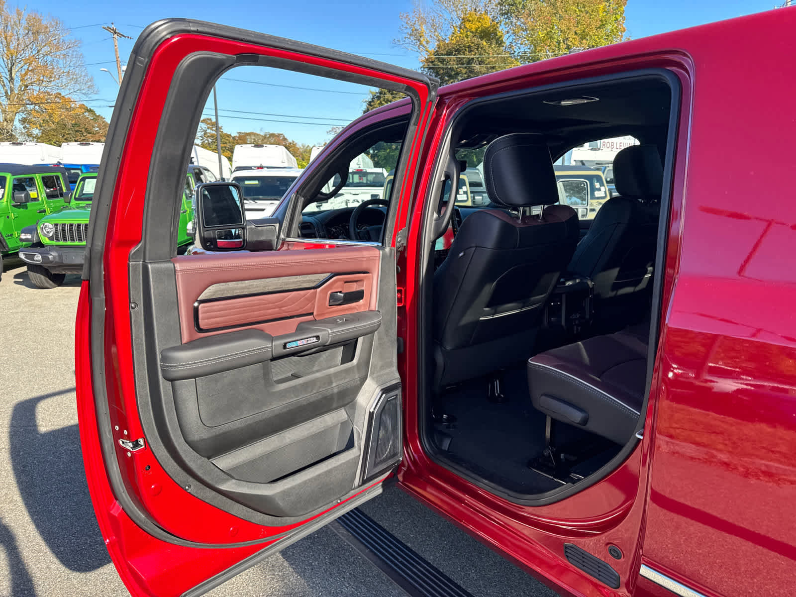New 2026 RAM 2500 Limited image 30