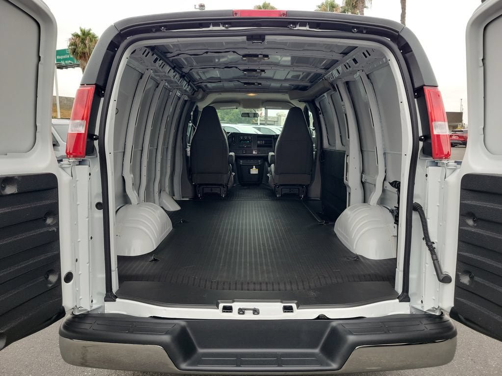 New 2026 Chevrolet Express 2500 w/ Driver Convenience Package RWD image 16