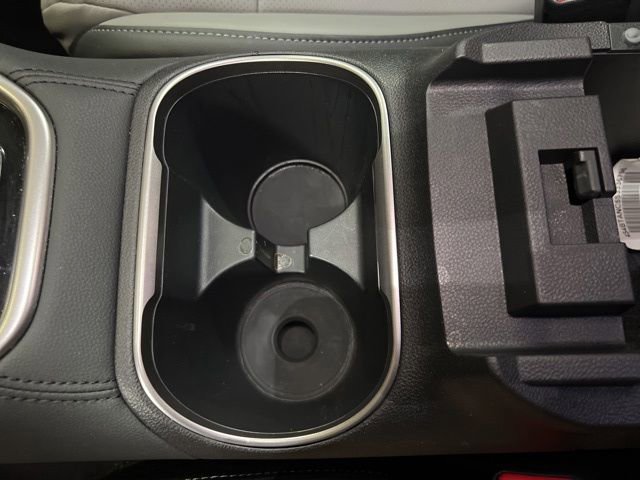 Certified 2025 Subaru Outback Limited image 30