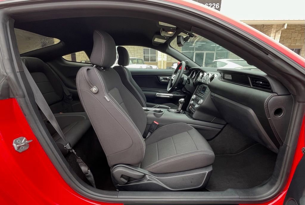 Used 2016 Ford Mustang Coupe w/ Equipment Group 051A image 28