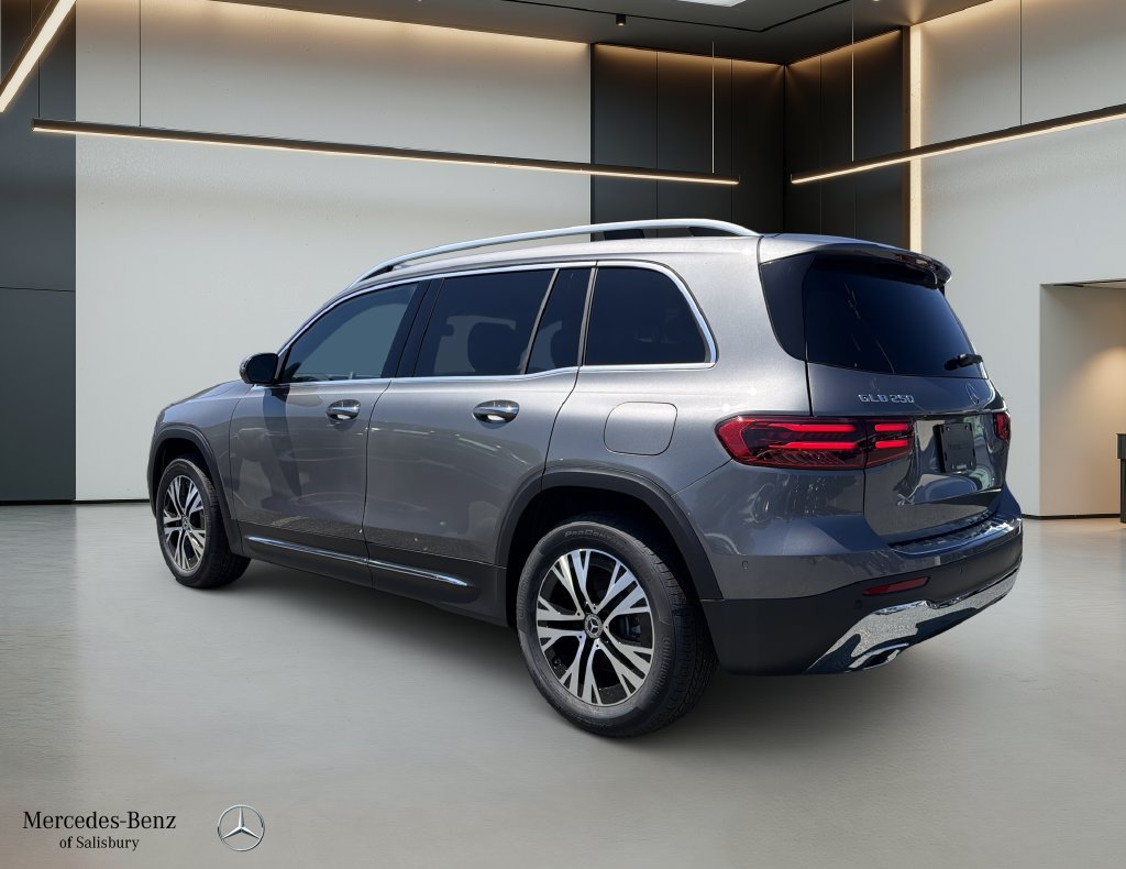 New 2026 Mercedes-Benz GLB 250 4MATIC image 6