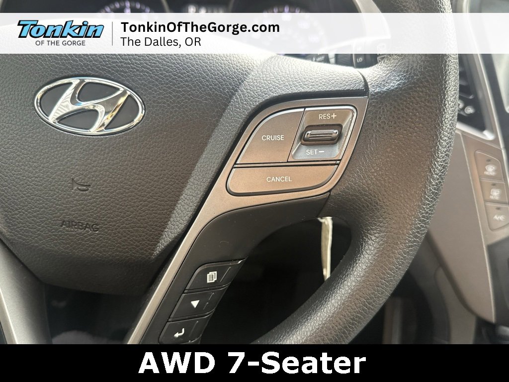 Used 2018 Hyundai Santa Fe SE image 17