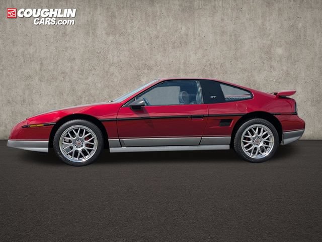 Used 1987 Pontiac Fiero GT RWD image 4